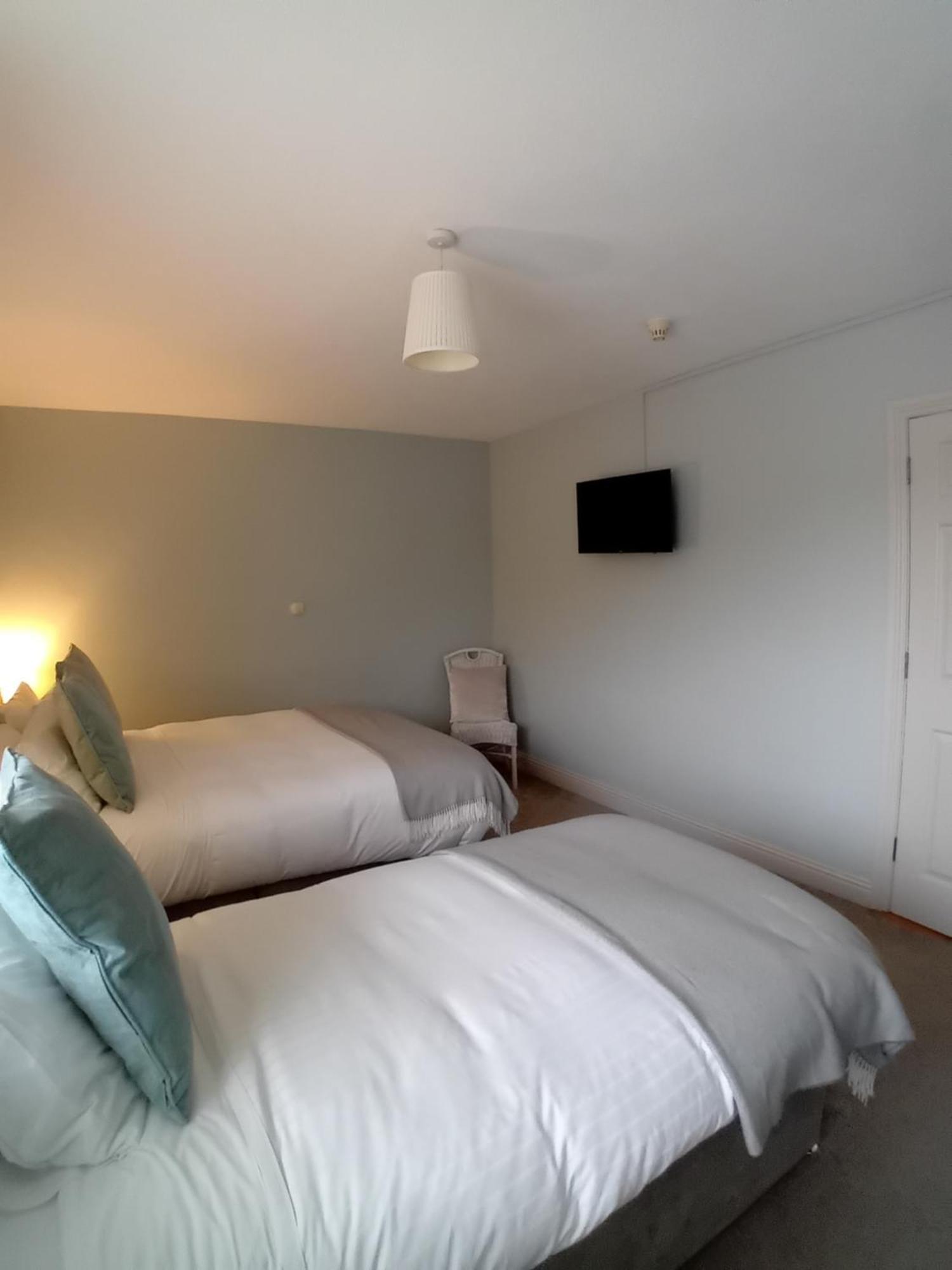Fairwinds Guest Accommodation Дулин Екстериор снимка