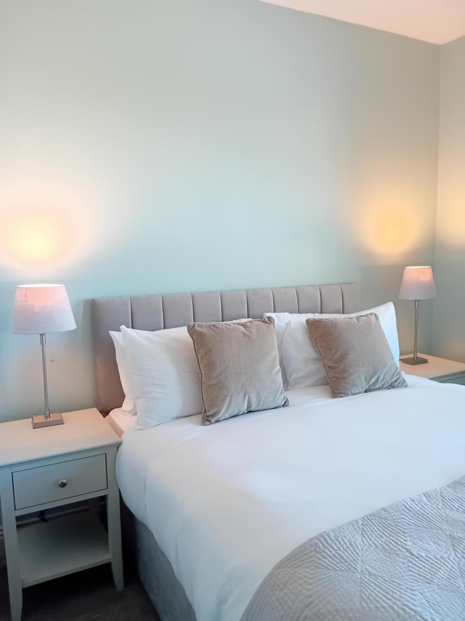 Fairwinds Guest Accommodation Дулин Екстериор снимка